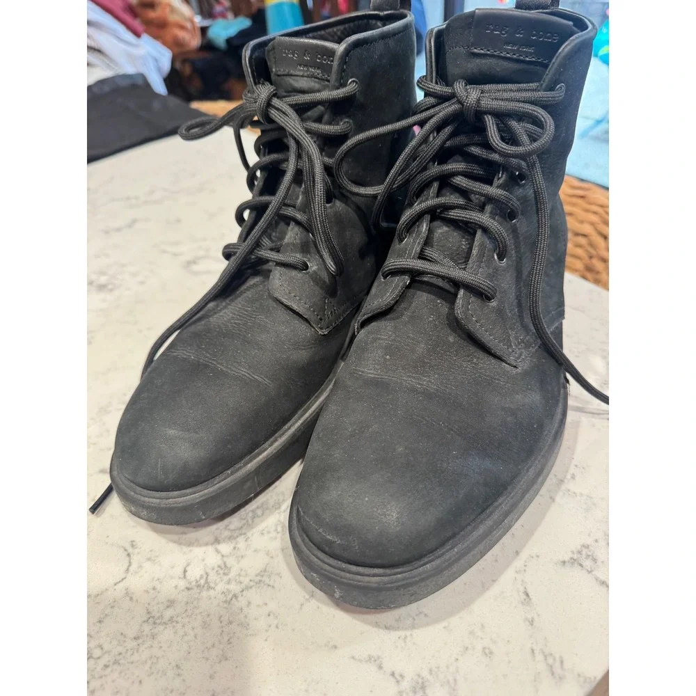 Rag & Bone distressed Black Suede Crepe Sole Lace Up Boot. Made in Italy Size 42